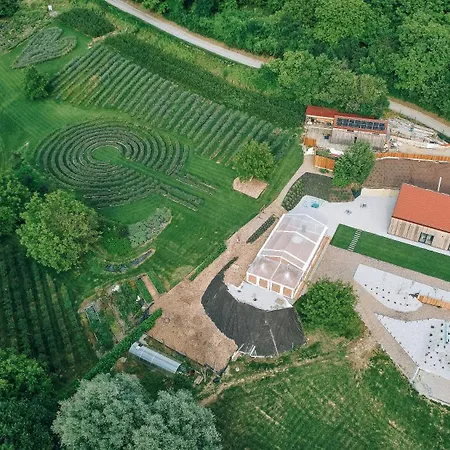 Stajerska Sivka - Jacuzzi & Savna شقة ماريبور