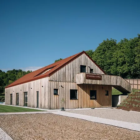 Stajerska Sivka - Jacuzzi & Savna شقة